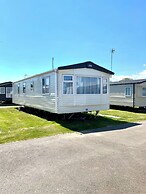 Beautiful 3 bed Caravan in Felixstowe