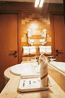 AYA Addis Hotel