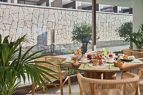 Royal Hideaway Corales Villas