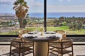 Royal Hideaway Corales Villas