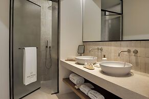 Royal Hideaway Corales Villas