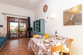 Il Borgo 10/8 700mt From The Beach