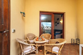 Il Borgo 10/8 700mt From The Beach