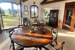 Tuscan Villa 5mins From Beach, Sleeps 8, ev Point