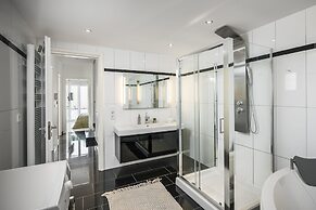 Euphoria Seaview Residences with Shared Pool by Konnect