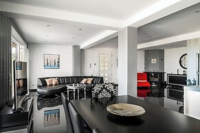 Euphoria Seaview Residences with Shared Pool by Konnect