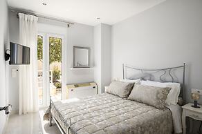 Euphoria Seaview Residences with Shared Pool by Konnect