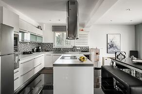 Euphoria Seaview Residences with Shared Pool by Konnect