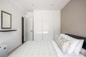 Euphoria Seaview Residences with Shared Pool by Konnect