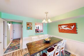 Summer House West C202