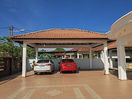 Padang Serai Deluxe Roomstay