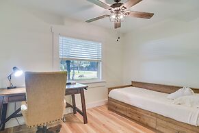 Idyllic Tampa Home w/ Private Pool: 11 Mi to Beach