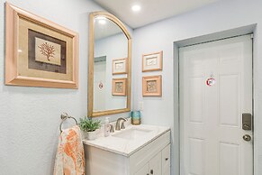 Port Charlotte Paradise w/ Private Outdoor Oasis!