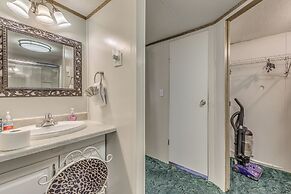 12 Mi to Ski Apache: Cozy Ruidoso Home w/ Grill!