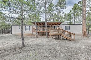 12 Mi to Ski Apache: Cozy Ruidoso Home w/ Grill!