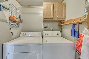 12 Mi to Ski Apache: Cozy Ruidoso Home w/ Grill!