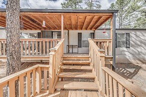12 Mi to Ski Apache: Cozy Ruidoso Home w/ Grill!