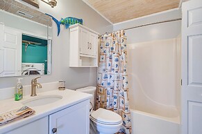 Pet-friendly Beaufort Home w/ Private Yard