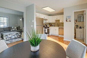Niantic Duplex w/ Deck < 1 Mi to Beach + Boardwalk