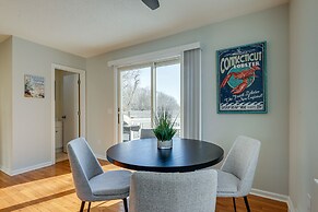 Niantic Duplex w/ Deck < 1 Mi to Beach + Boardwalk