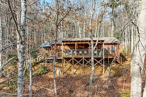 Lakeside Cashiers Cabin w/ Private Boat Dock!