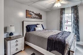 Family-friendly Altoona Abode w/ Spacious Patio!