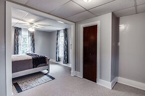 Family-friendly Altoona Abode w/ Spacious Patio!