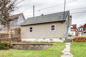 Family-friendly Altoona Abode w/ Spacious Patio!
