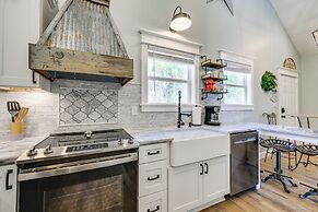 Byron Getaway w/ Fire Pit - Near MGA & Mercer!