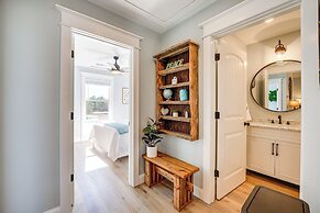 Byron Getaway w/ Fire Pit - Near MGA & Mercer!