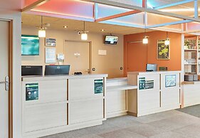 B&B Hotel Marne-La-Vallée Val D'Europe