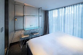 Diamond Capsule Hotel Amsterdam South