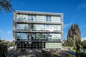 Diamond Capsule Hotel Amsterdam South