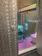 Diamond Capsule Hotel Amsterdam South