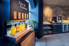 Diamond Capsule Hotel Amsterdam South