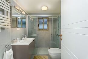 961 Station Apartments in Mar Mikhael