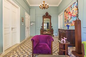 961 Station Apartments in Mar Mikhael