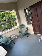 Charming 2-bed Villa in The Garden