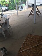 Charming 2-bed Villa in The Garden