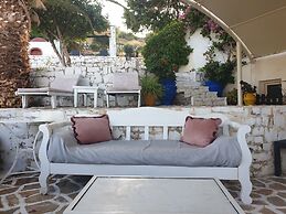 Junior Villa for up to 10 Persons Chersonisos