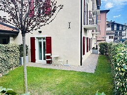 ALBOLA SUITE Holiday Apartments