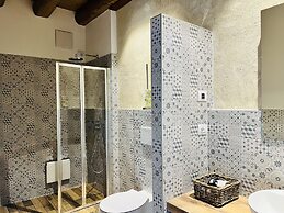 ALBOLA SUITE Holiday Apartments