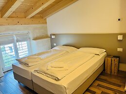 ALBOLA SUITE Holiday Apartments