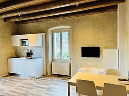 ALBOLA SUITE Holiday Apartments