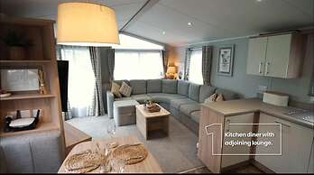 8 Guests - 3 Bedrooms - Pet Friendly - Lakeview