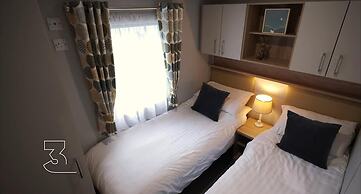 8 Guests - 3 Bedrooms - Pet Friendly - Lakeview