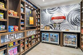 Hampton Inn & Suites Chicago Medical District UIC