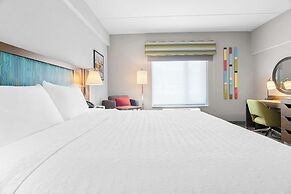 Hampton Inn & Suites Chicago Medical District UIC