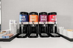 Hampton Inn & Suites Chicago Medical District UIC