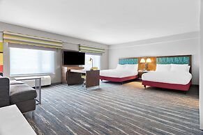 Hampton Inn & Suites Chicago Medical District UIC